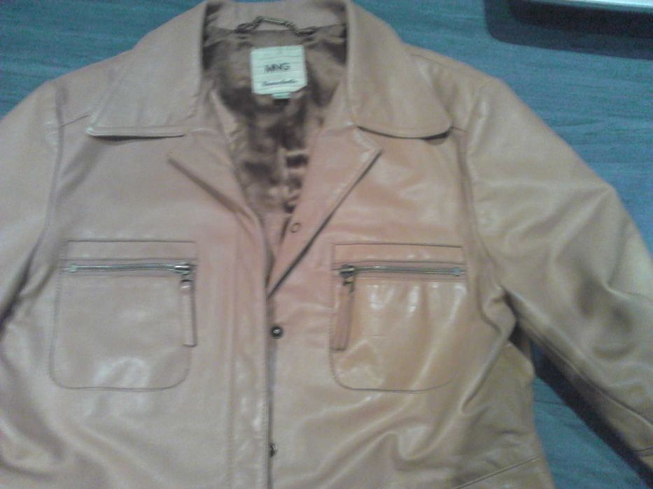 Естествена кожа дамско яке. Отговаря на Размер M