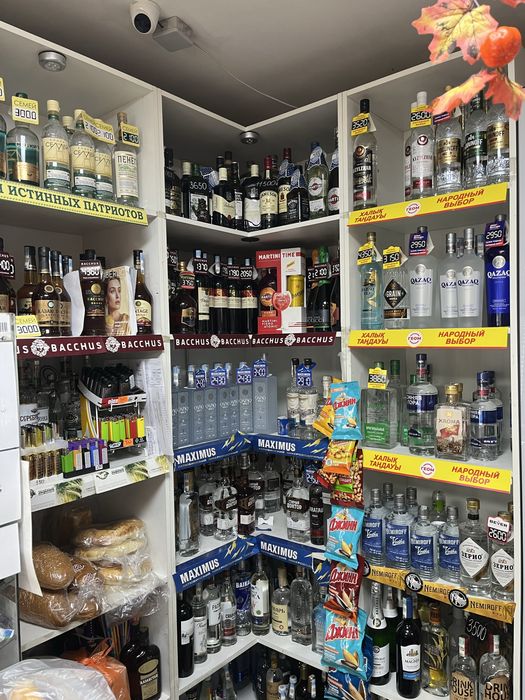 Продам торговые стеллажи