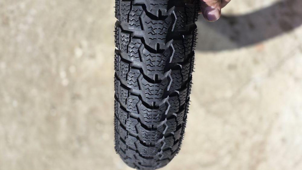 Гуми за мотор (скутер)