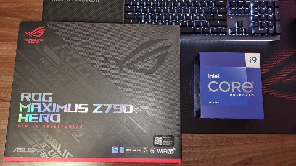 ASUS ROG Z790 Hero + Intel Core i9 13900k - CU GARANTIE VALABILA