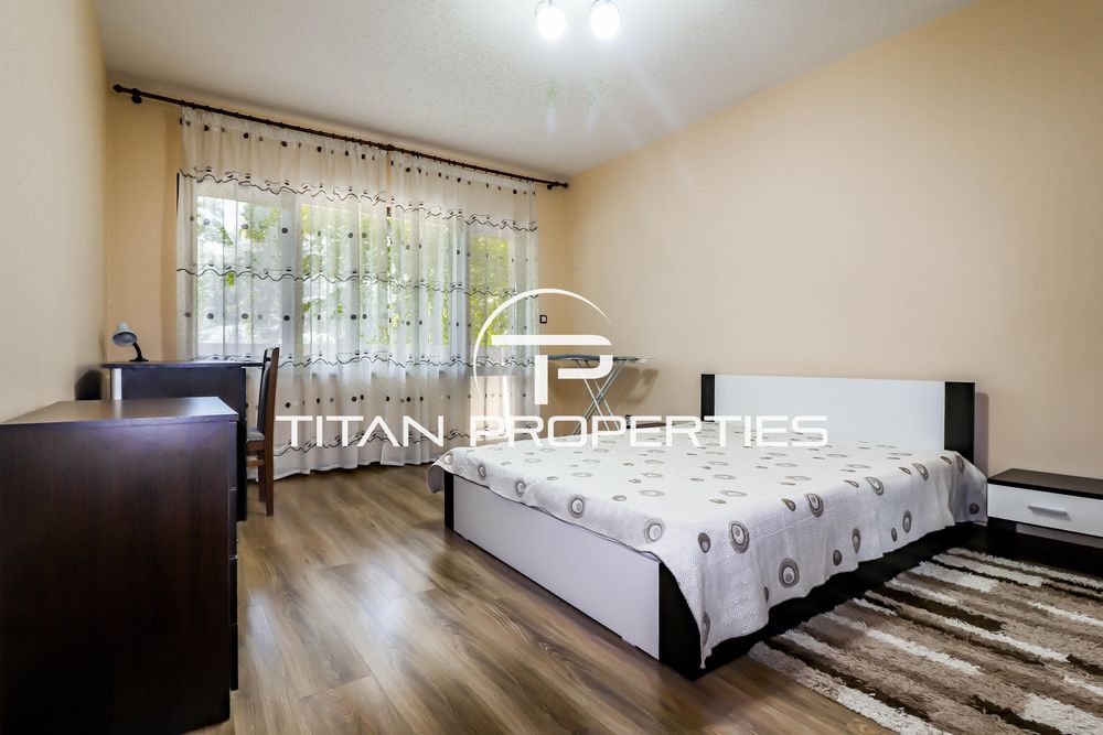 Дава се под наем Тристаен апартамент в Варна, Червен площад - 90 кв.м за 750 € - Снимка #5