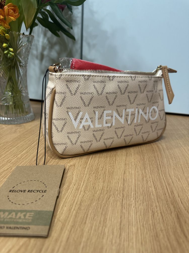 Чанта Valentiono