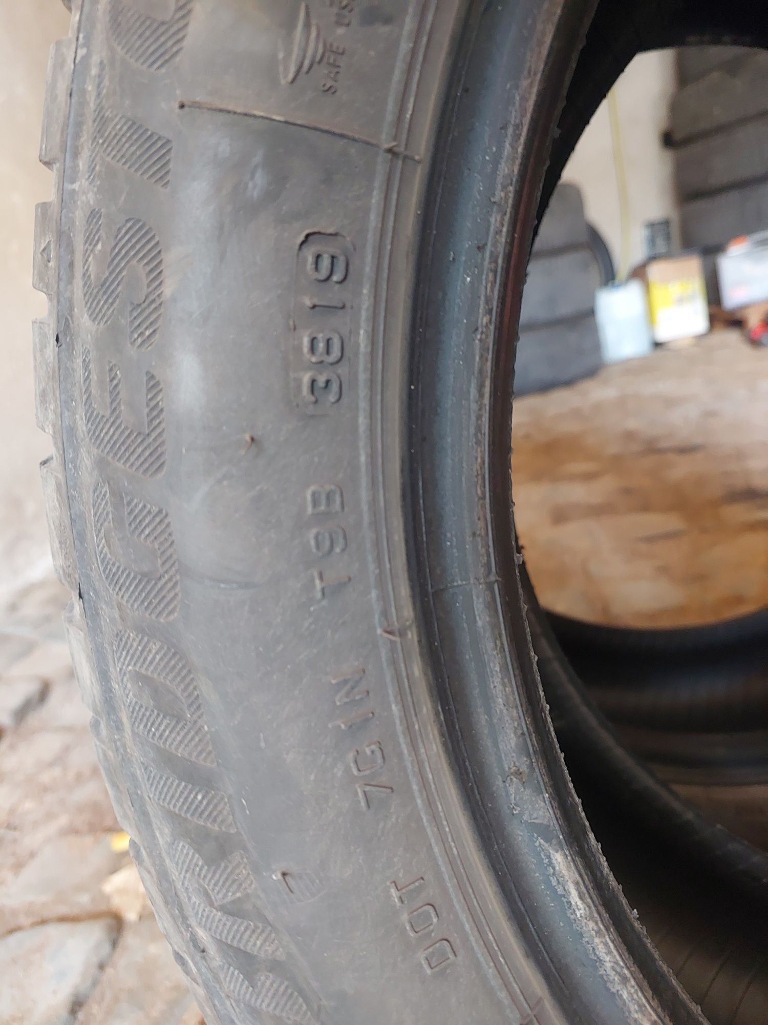 Goodyear 235 45 18 3бр всесез. Bridgestone 225 50 18 2бр зимни