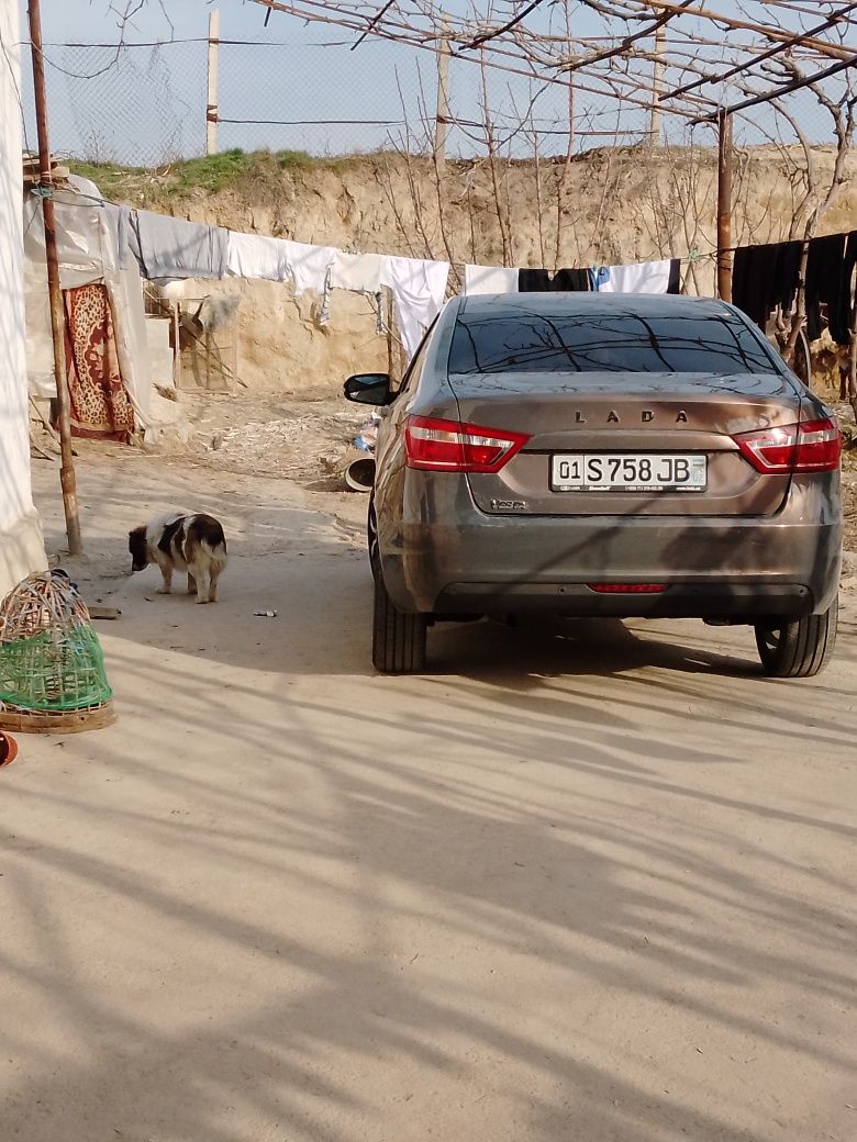 Lada vesta sotiladi