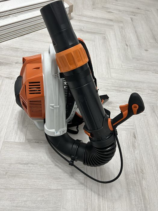 Stihl BR 800 C suflanta de frunze
