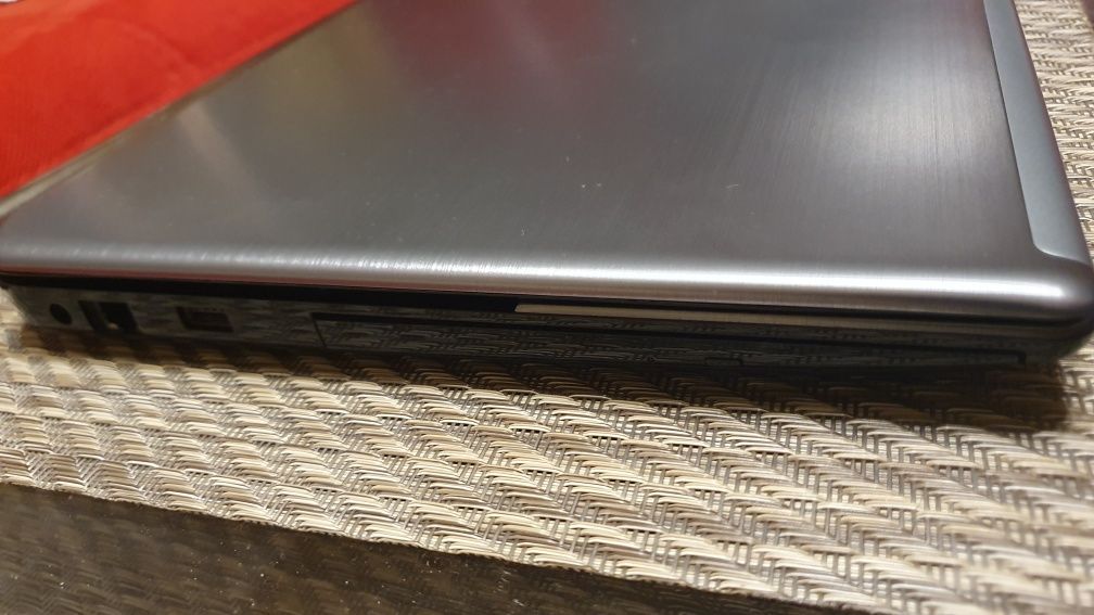 Laptop Toshiba 15,6 inch