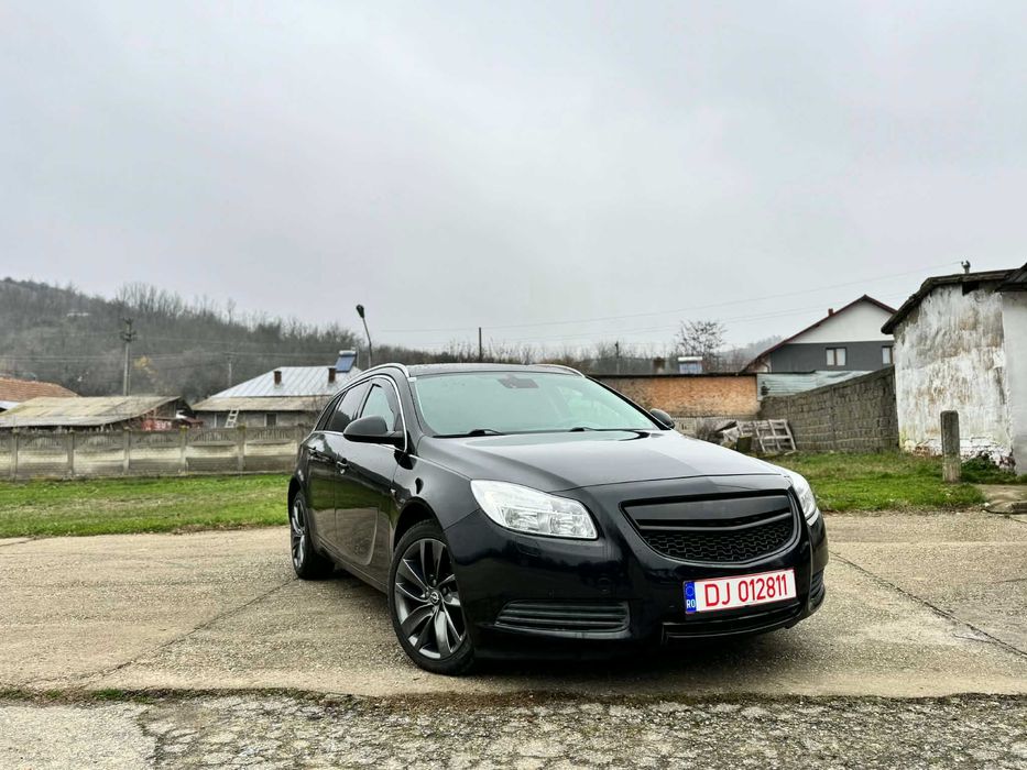 De vânzare Opel insignia