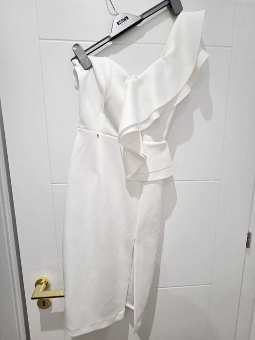 Rochie albă Poema, mărimea 34 – asimetrică, cu volan