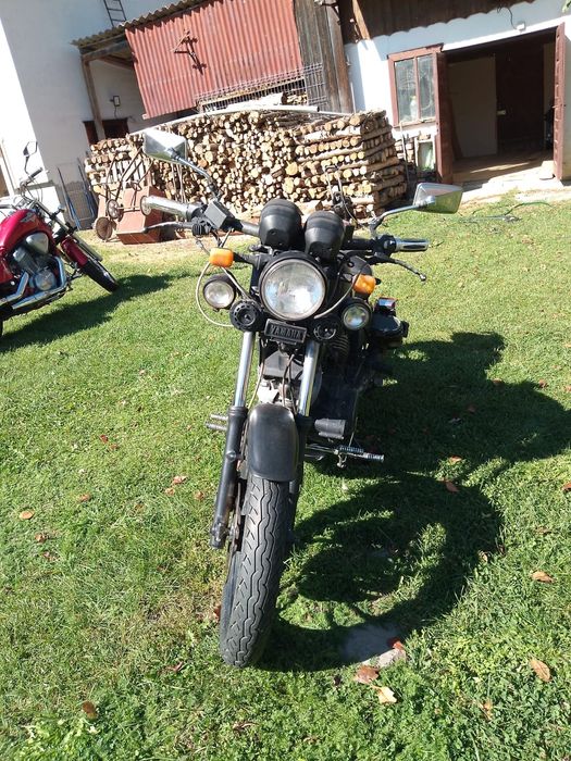 YAMAHA  XV  1000