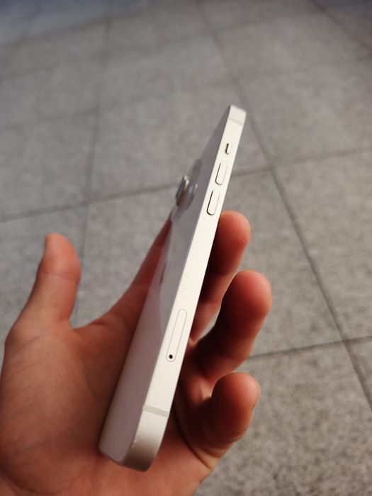Vand iphone 14  ca nou