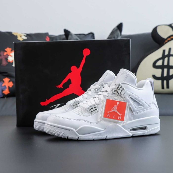 Обувки Air Jordan 4 !!ЧЕРЕН ПЕТЪК 11-17 Ноември!!