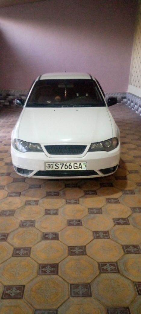 Автомашина сотилади.