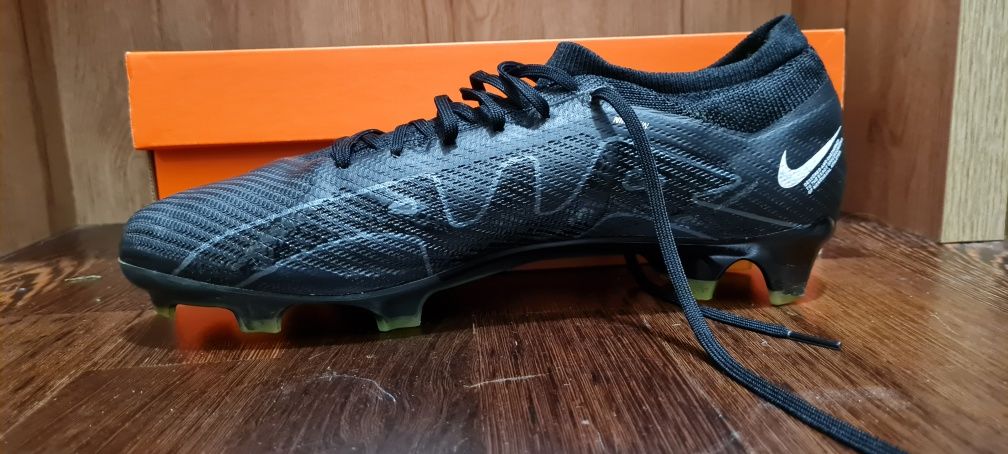 Nike football boots:zoom vapor 15 pro FG