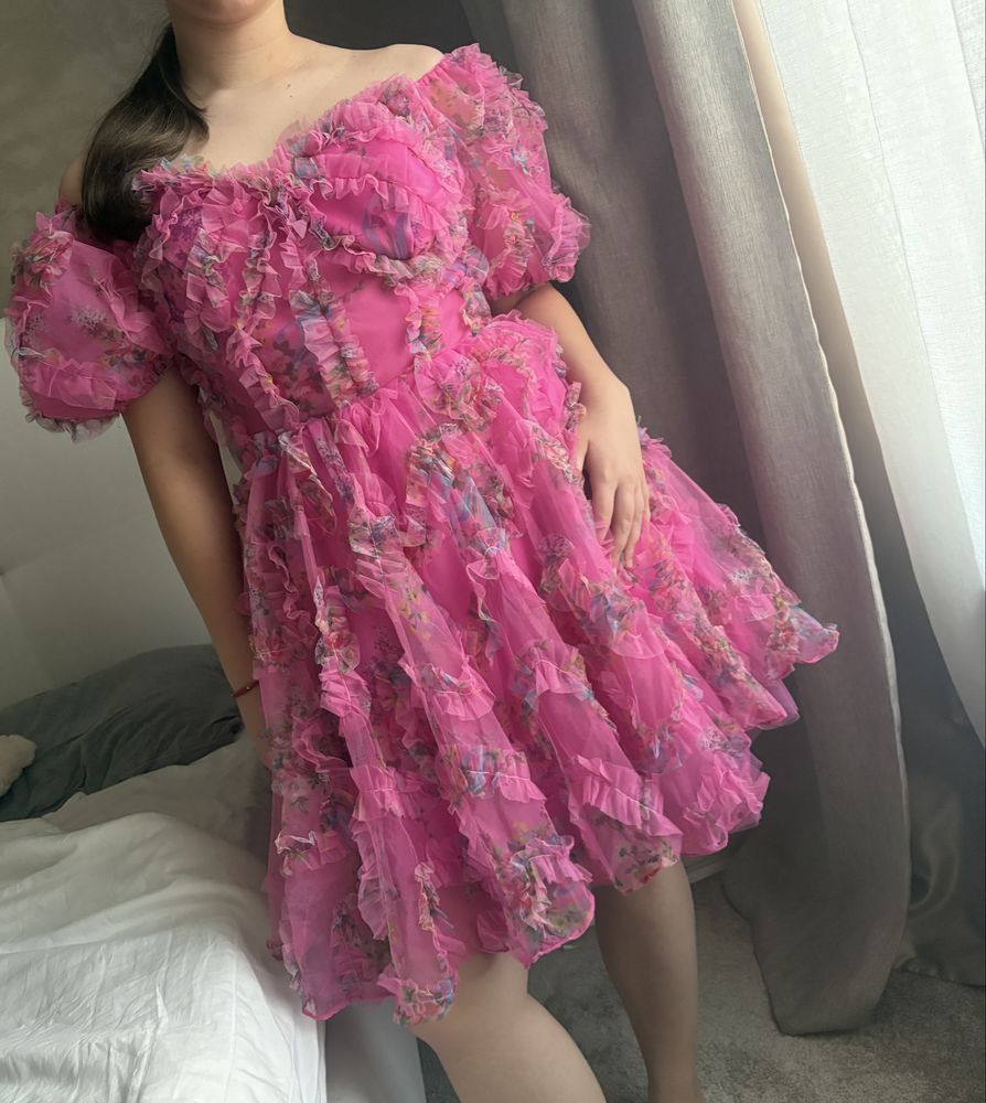 Рокля тип Sherri Hill размер М