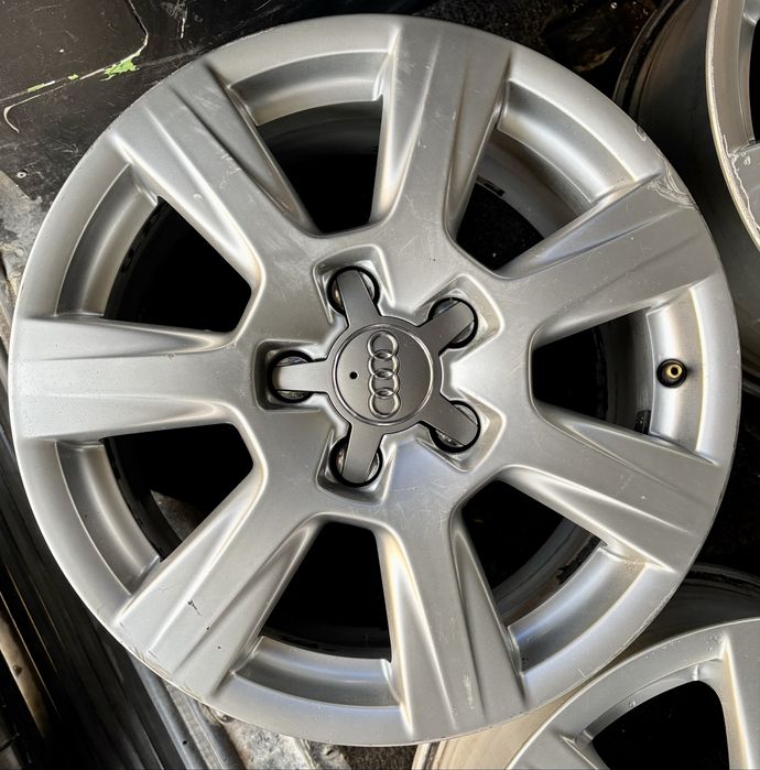 Оригинални алуминиеви джанти за Audi 5x112 16