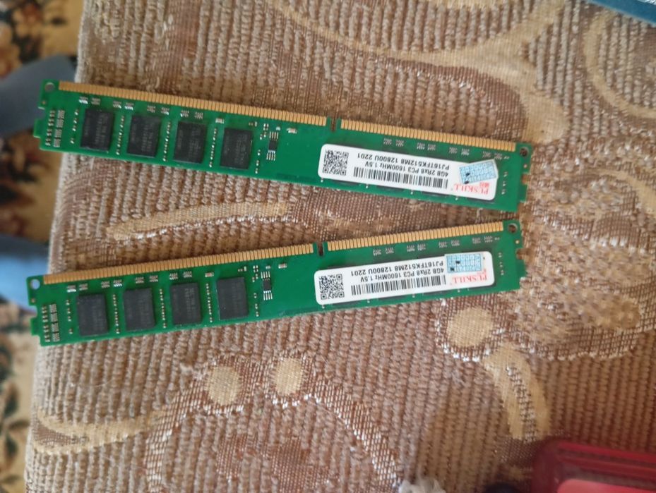 Материская плата GIGABYTE GA-H61M-s2PV+процесор i 5 3570 или E 3 1230