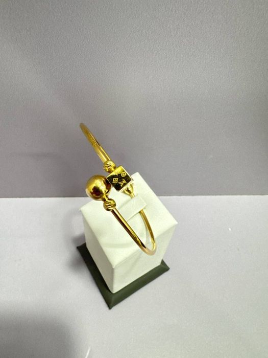 Золотой браслет  жесткий / #СР25289