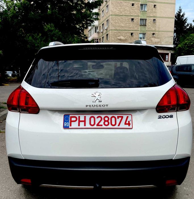 Peugeot 2008 1.2 PureTech Crossway