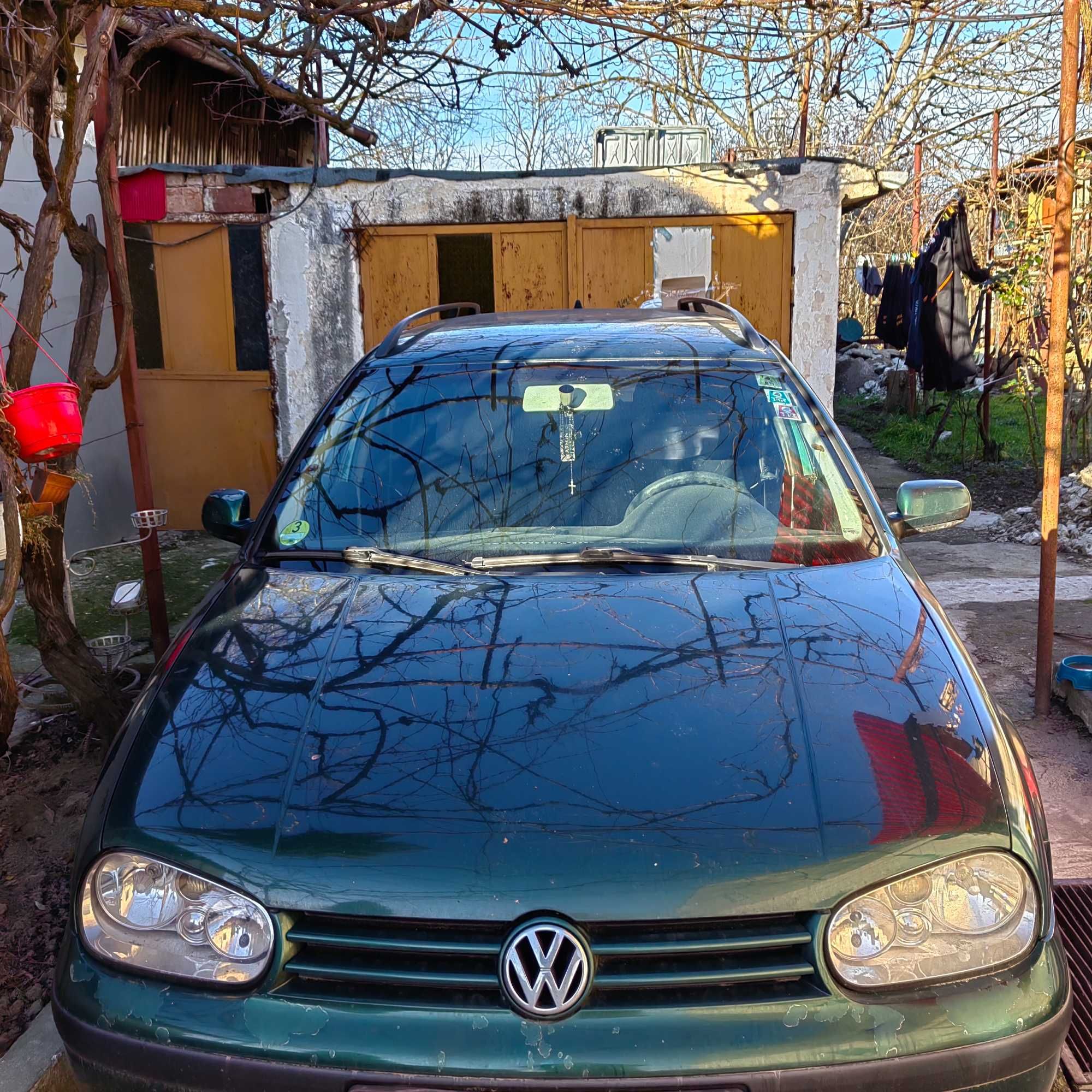 Vand golf 4 variant Pentru Dezmembrat Nu am talon nu se poate circula