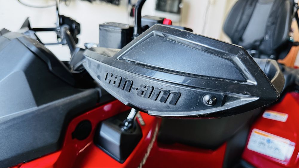 Can-Am Outlander 1000 2024 – 383 km – În garanție