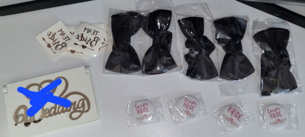 Vând accesorii pt nunta