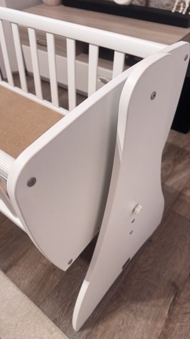 Бебе кошара люлка +матрак с цип и 3 чаршафа с ластик