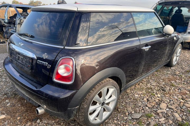 Dezmembrez Mini Cooper R56 [facelift] [2010 - 2015] Hatchback 3-usi 2