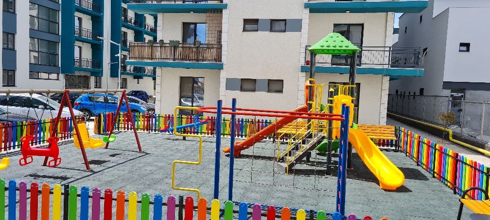 Vând / posibilitate RATE /afacere la cheie 3 studiouri și 3 parcări -