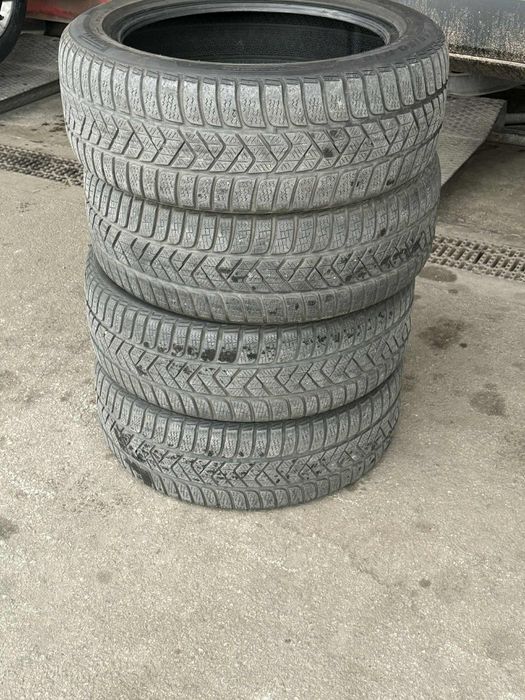 4 бр Pirelli Sottozero 3 225/50/18