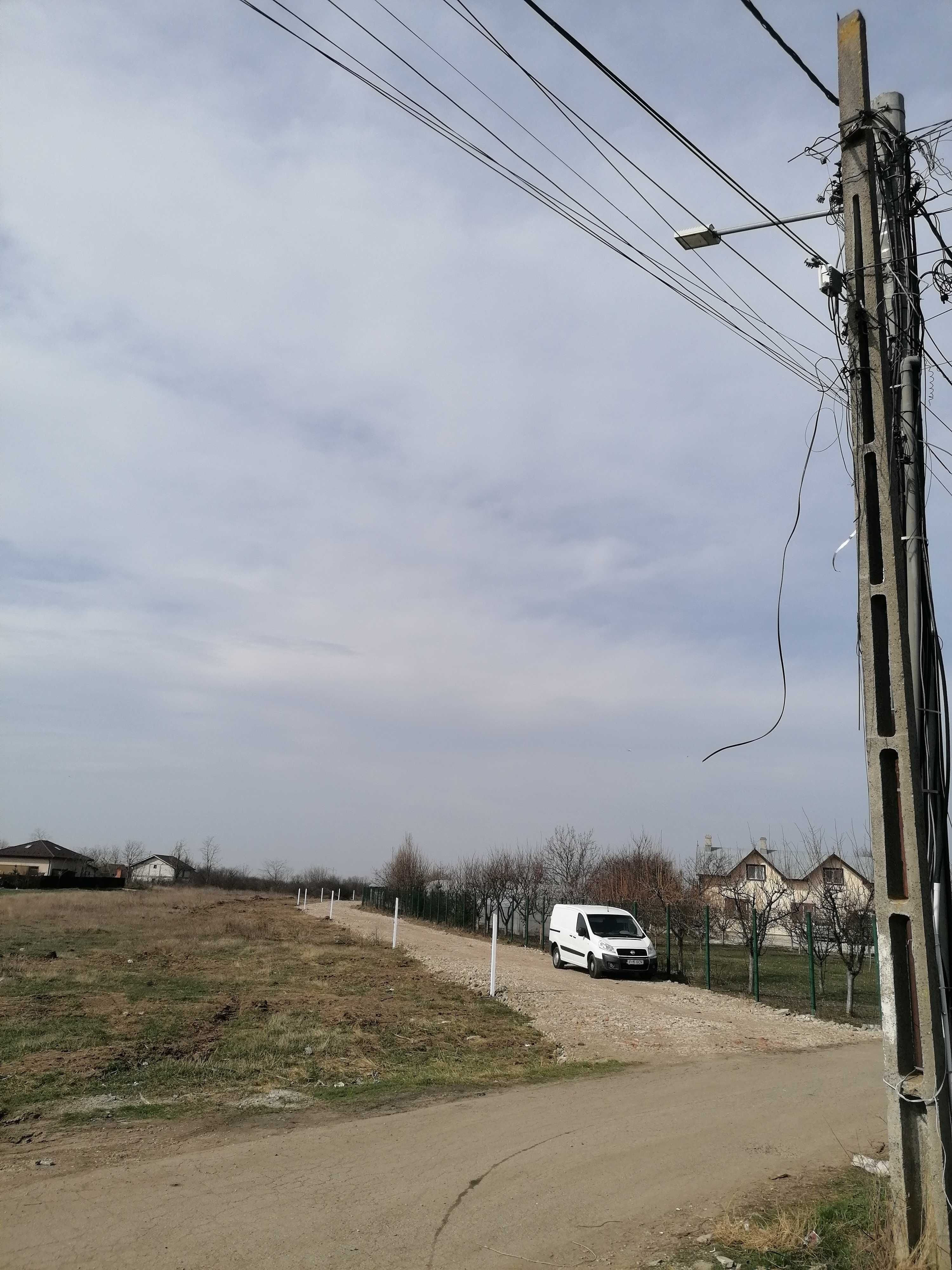Teren loturi de 950 m la 15 min de Bucurest  in Sabareni asfalt gaz