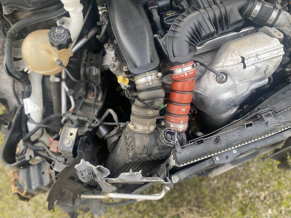 Dezmembrez Peugeot 207 CC , 1,6 turbo, 150 cp