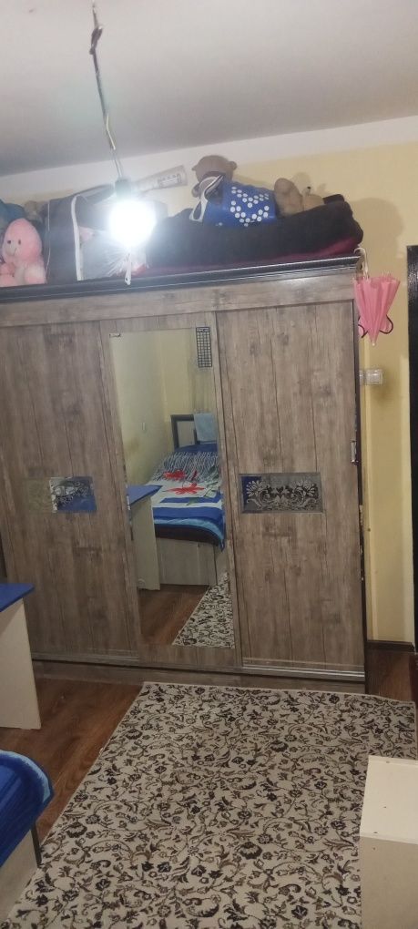 Sergeli 8-hudud 3xona 4 xona qilingan 7-etajli Dom 5-etaj 81m²