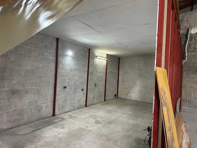 Дава се под наем Склад в Бургас, Ветрен - 220 кв.м за 550 € - Снимка #7