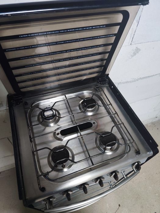 готварска печка за каравана/кемпер на газ в префектно състояние