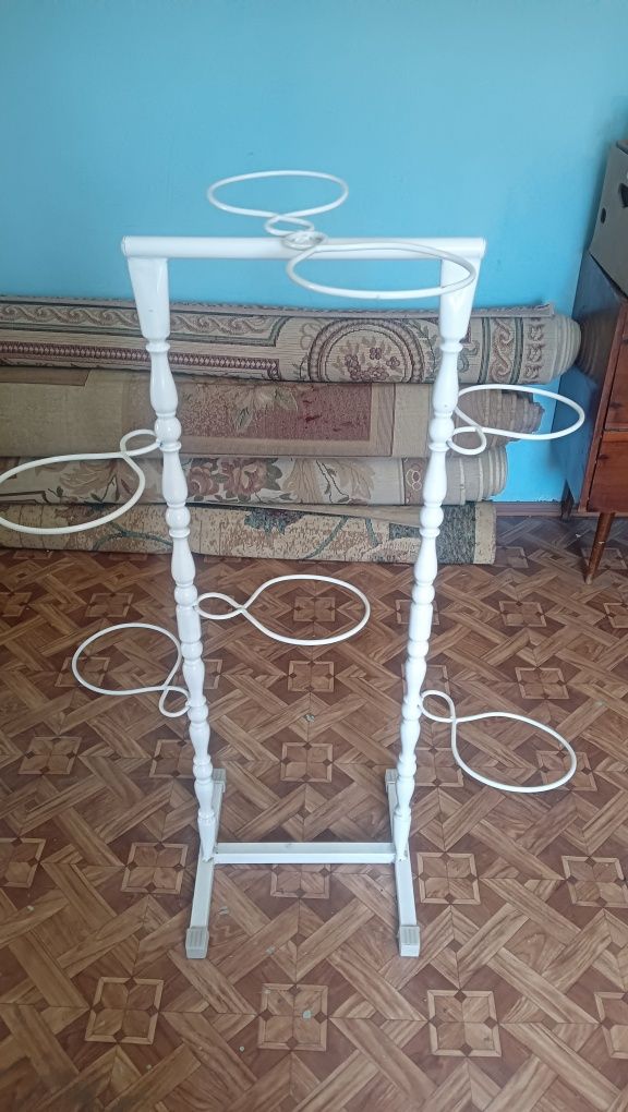 Подставка для цветов