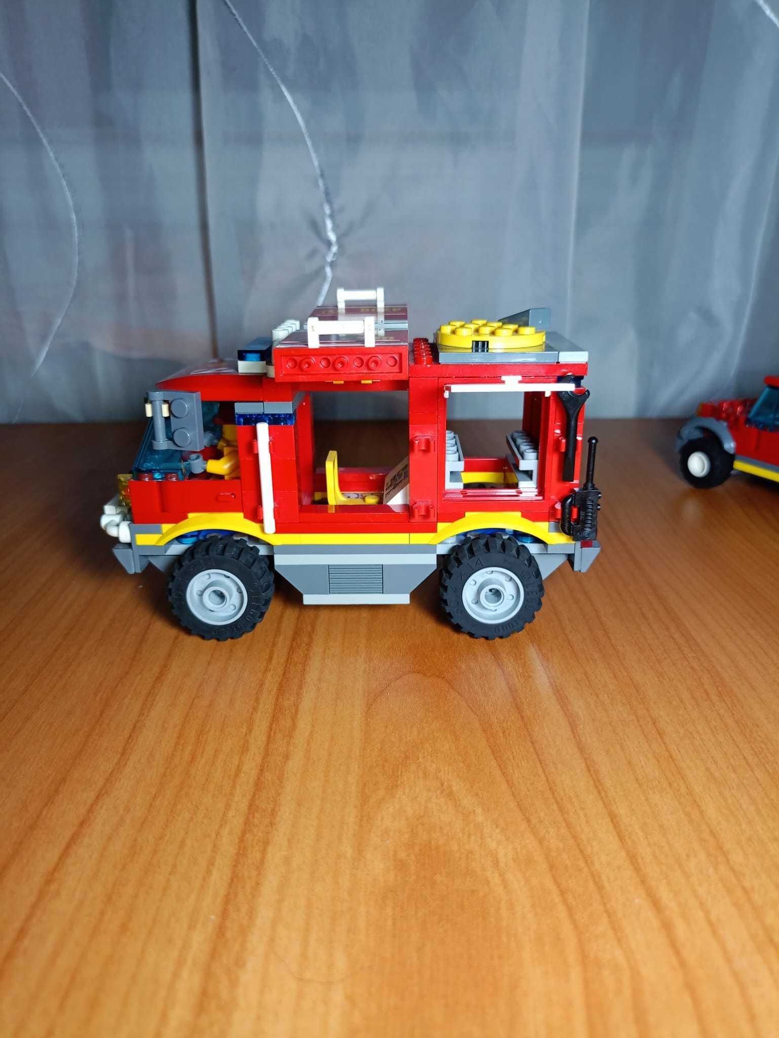 LEGO 4208 & 4209 - Camion + Jeep pompieri
