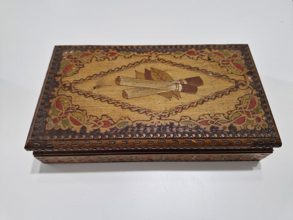 Tabachera din lemn, 1959