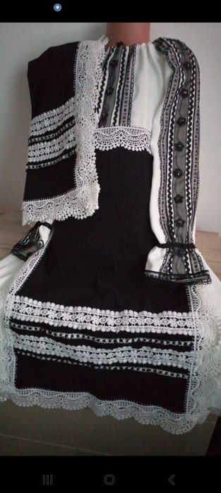 Costum popular nou
