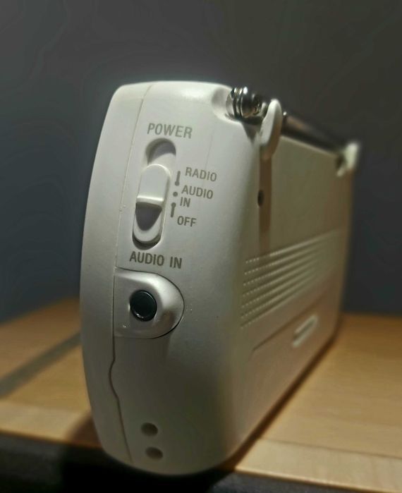 Radio portabil SONY