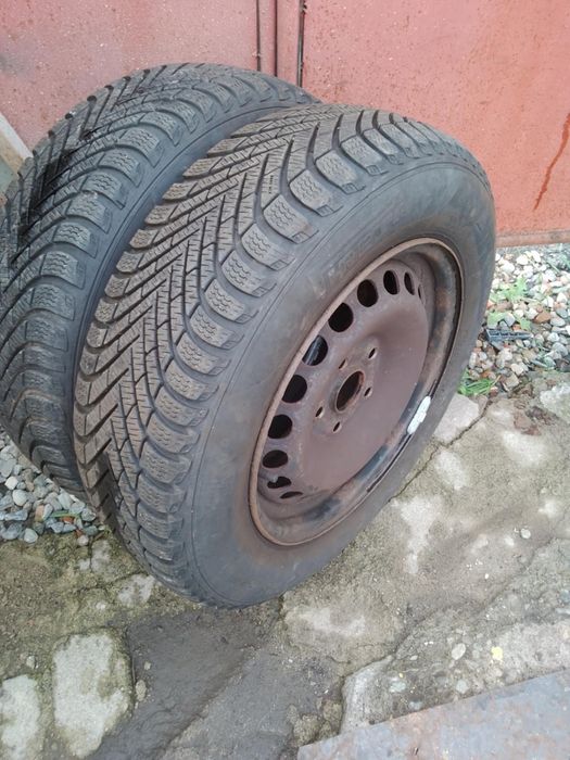 pneuri in stare bunâ
