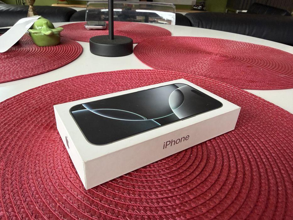 Iphone 16 Pro 512GB Бял