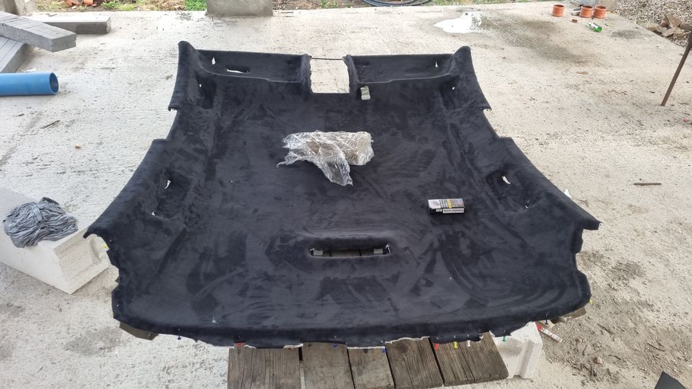 Retapitare stâlpi și plafoane auto
