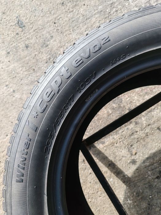 2 anvelope 235 55 17