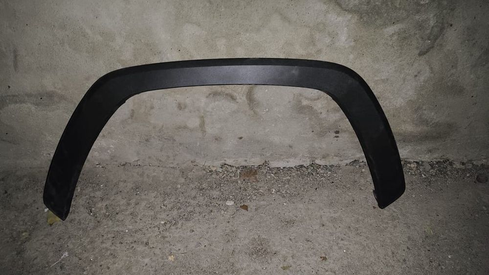 Продам накладку на машину