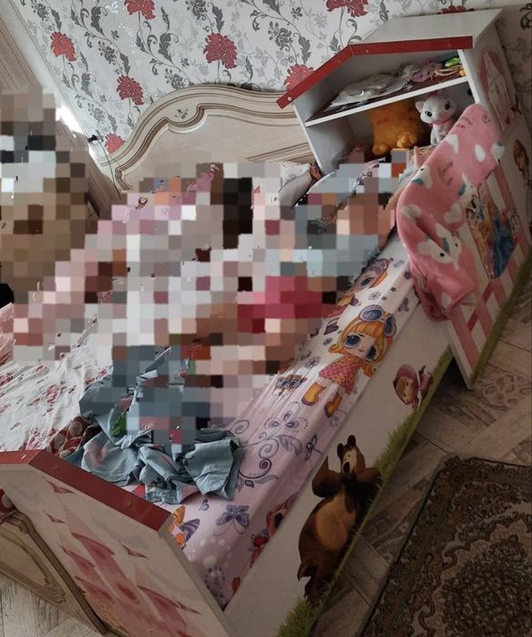 Продам кровать с матрасом