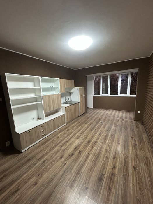 Тристаен апартамент-Пазарджик