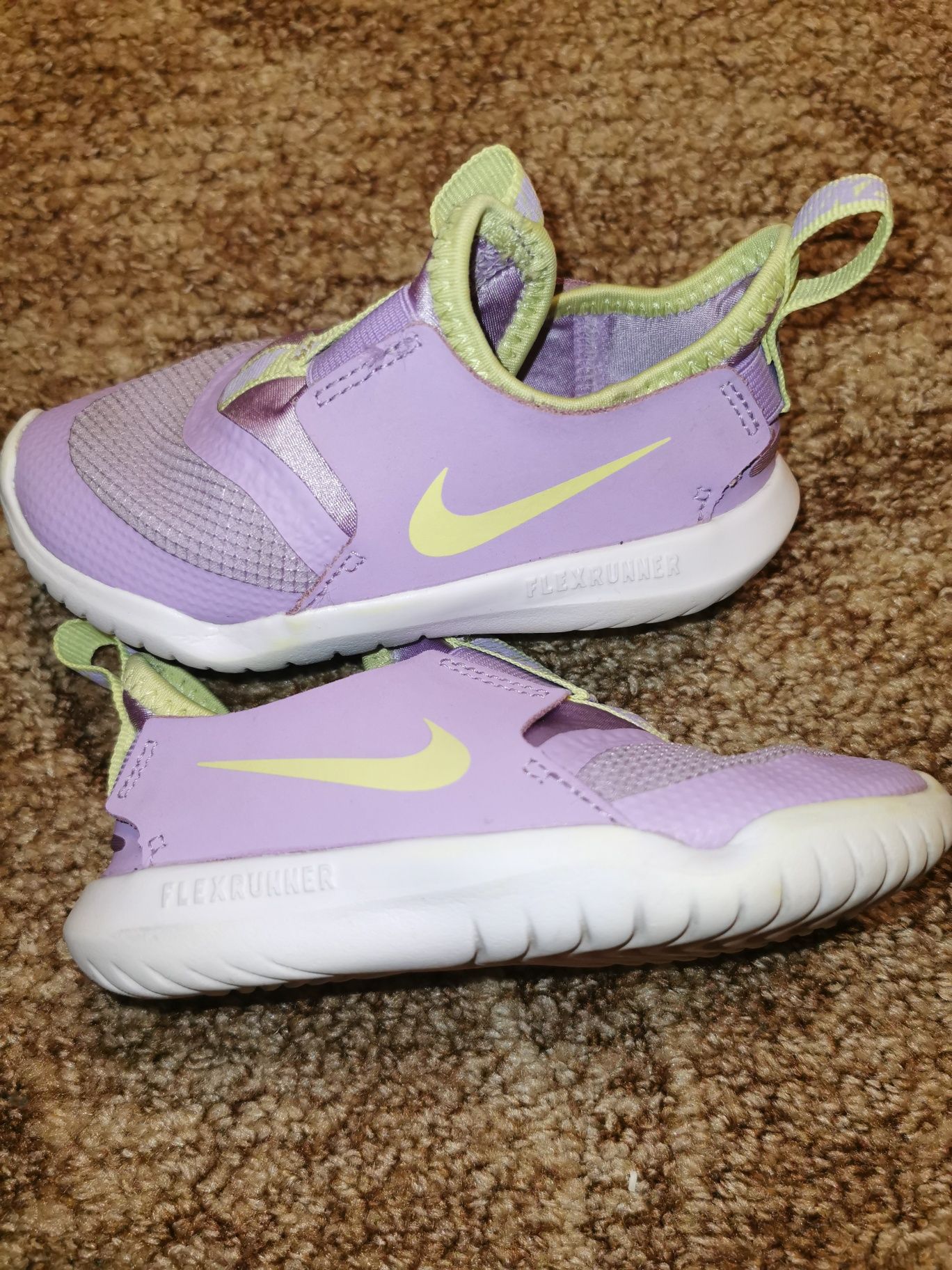 Incaltari Nike 23