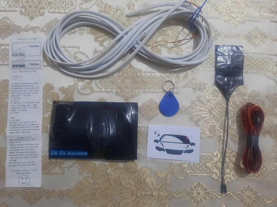 Avtomashinalar uchun karta orqali eshiklarni ochish va yopish tizimi.