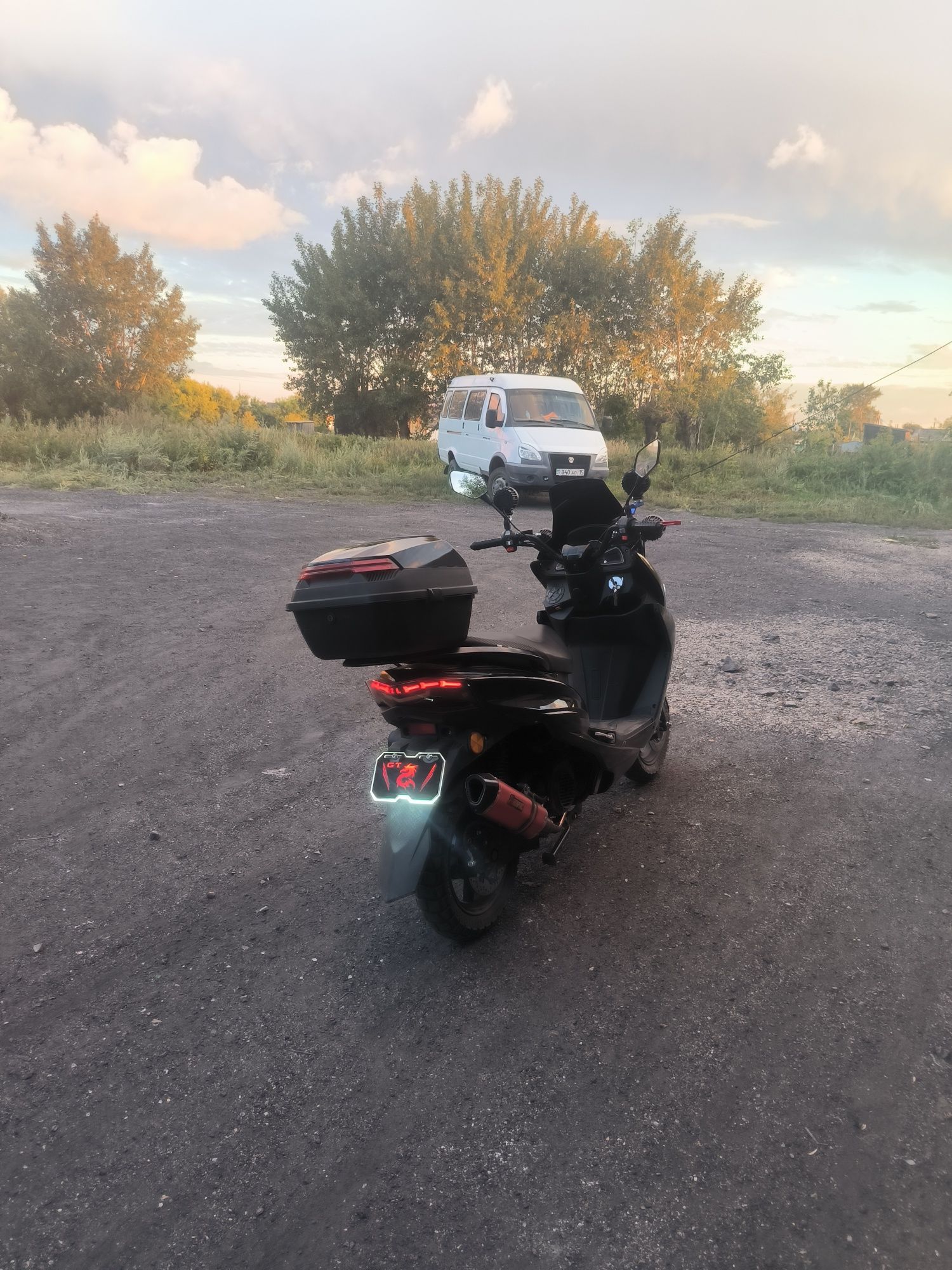 Скутер 180, куб макси