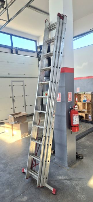 Scara 3 tronsoane 3 x 11 trepte Alverosal